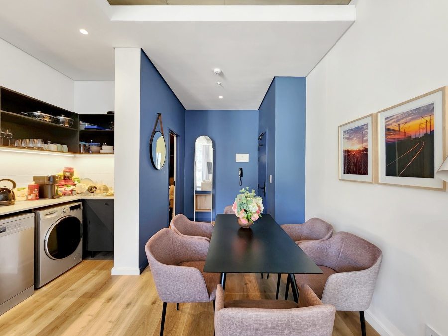 2 Bedroom Property for Sale in Sea Point Western Cape